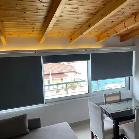 Grey Apartament 2 Apartment Sarande